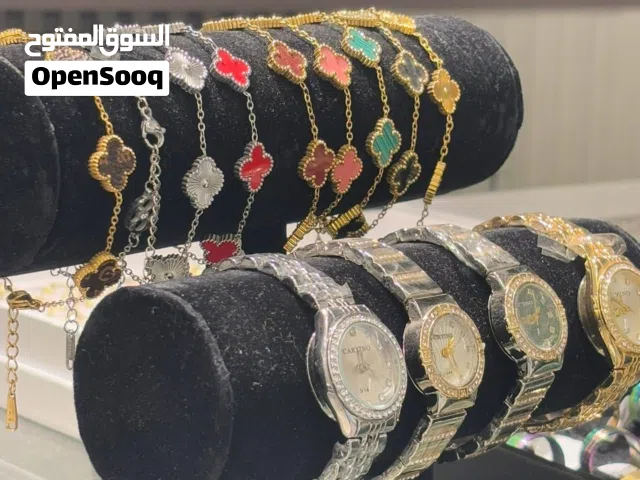 ساعات نسائية