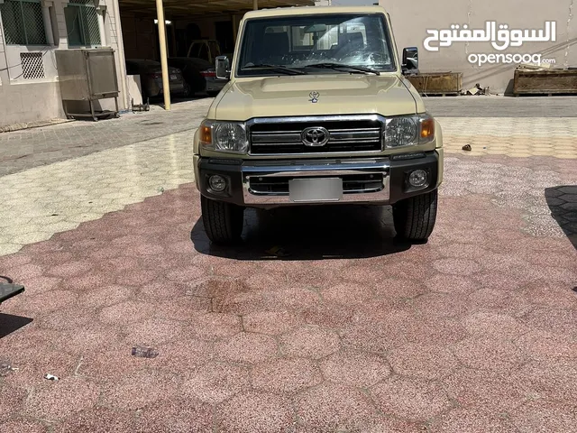تايوتا لند كروزر