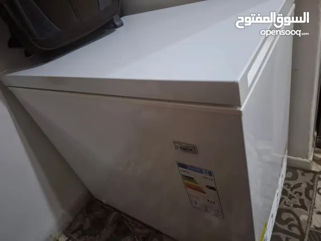 فريزر بطح نوع ساميكس 210 لتر مستعمل بحال الجديد للبيع لعدم الاستعمال