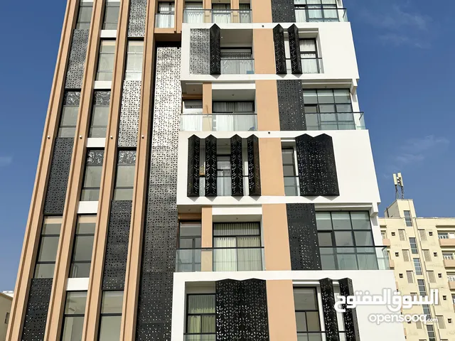 مباشر وحصري - شقة جديدة بنظام طابقين (دوبلكس) بتصميم أنيق وحديث للبيع - موقعها في بوشر العذيبة