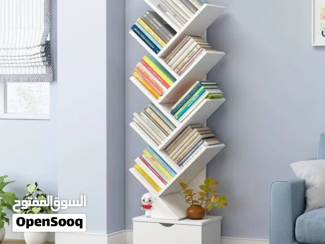 مكتبة شكل شجرة