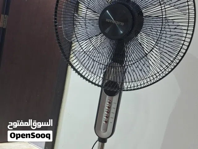 مروحة عمودية أولسن مارك (Olsenmark) بحالة ممتازة وشبه جديدة