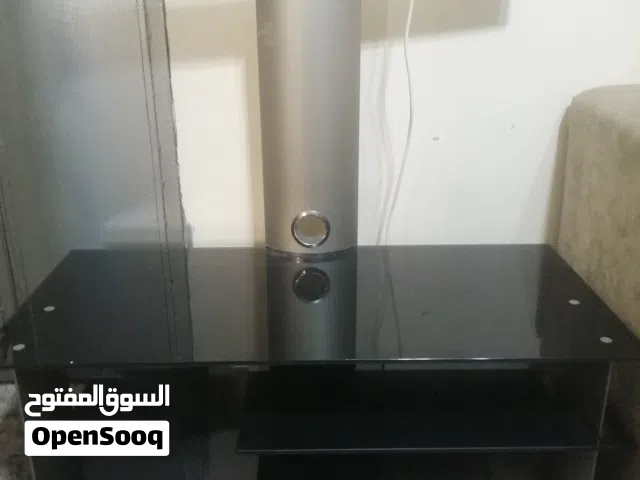 طاولة سكوريت بحالة جيدة للبيع