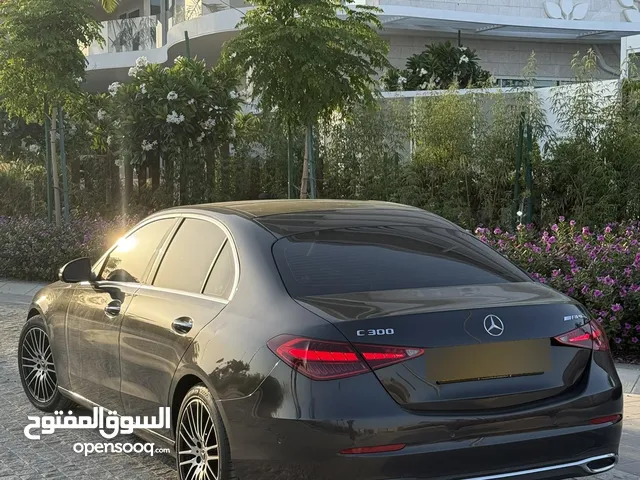 مرسيدس c300 الجوهرة الصغيرة 2022 الشكل الجديد ممتازة و جاهزة للاستخدام