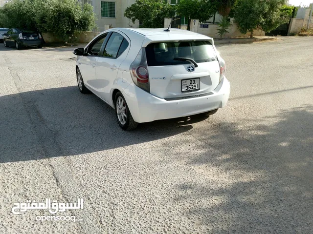 Used Toyota Prius in Madaba