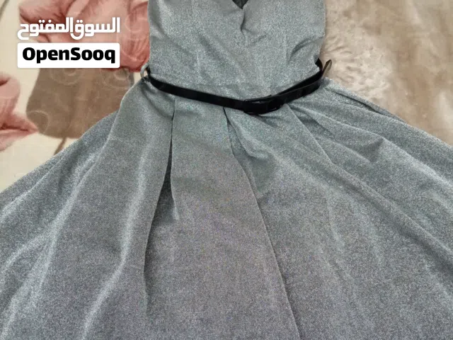 فستان سهرة للبيع مستعجل