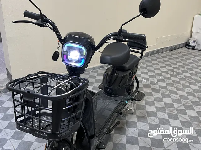 للبيع سكوتر كهربائي