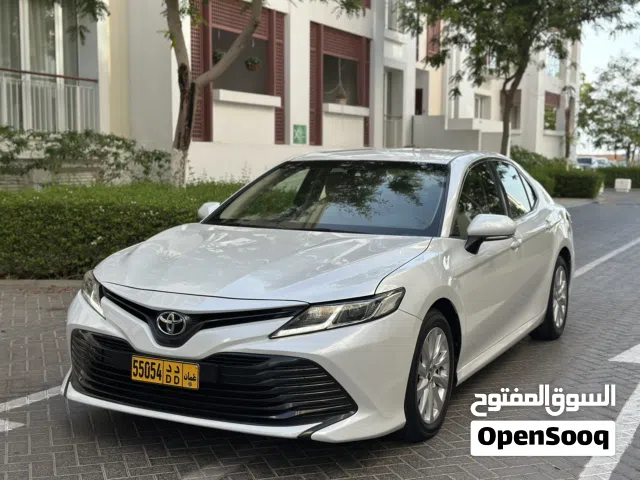 2019 تويوتا كامري LE
