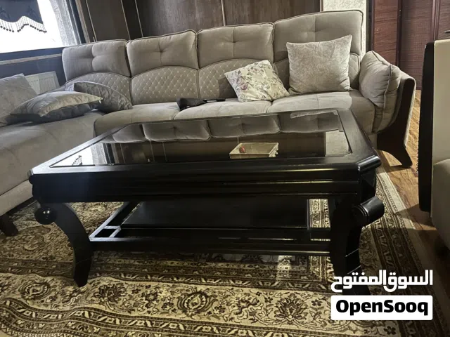 طاولة وسط  + 2 مفرد