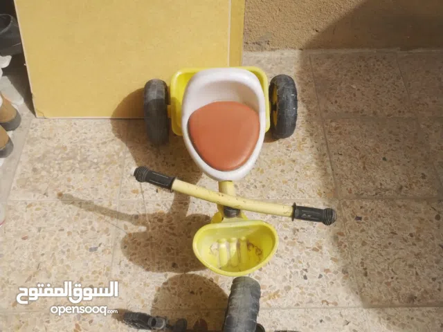 دراجه صغيره للبيع للأطفال التاير الأمامي مكسور