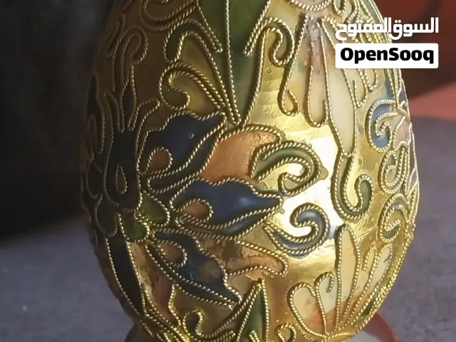 بيض كلوزنى الوان