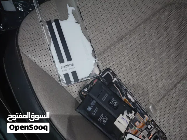 ريلمي GT نيو 3 هاتف مستعمل بحالة سيئة، 256 جيجابايت، لون أبيض مع الكرتونة