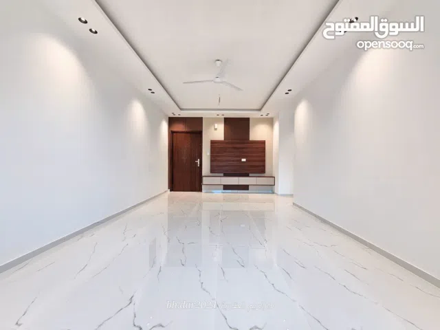 مدينةالحد/شقة راقية للبيع مع التكييف تشطيب سوبرديلوكس فندقي