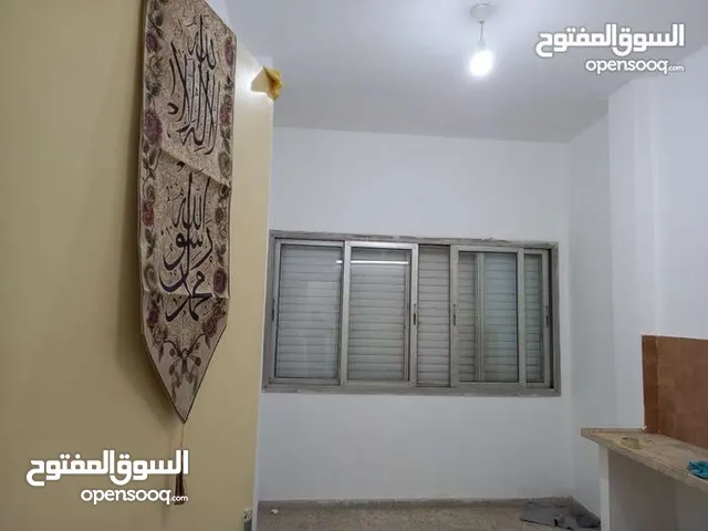مكتب للايجار نابلس المركز اتجاري