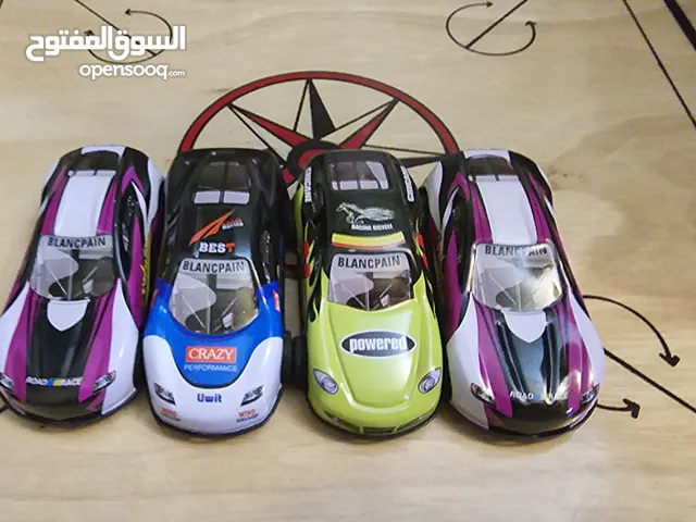 سيارت للبيع الوحده 3 aed