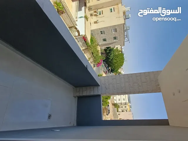 شقة فاخرة للبيع التامنة ط2هندسي 155م + تراس ومصعد