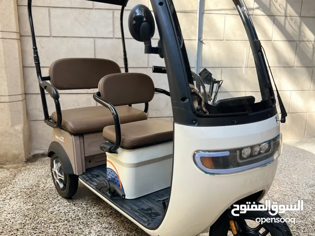 دراجة ثلاث عجلات للبيع