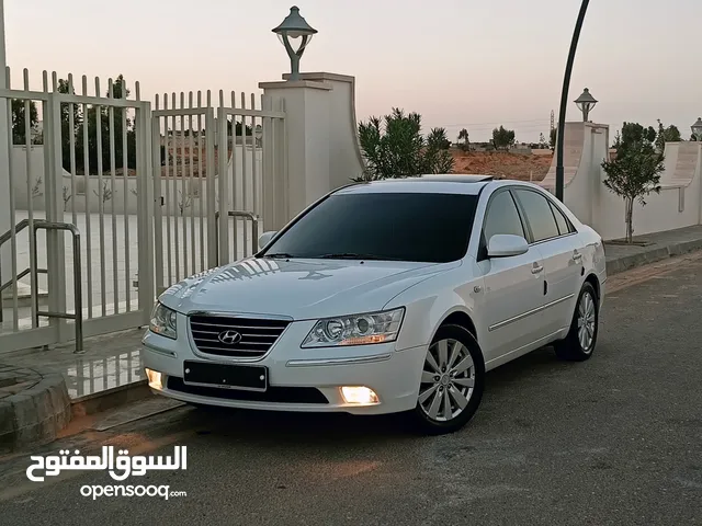 Used Hyundai Sonata in Tripoli