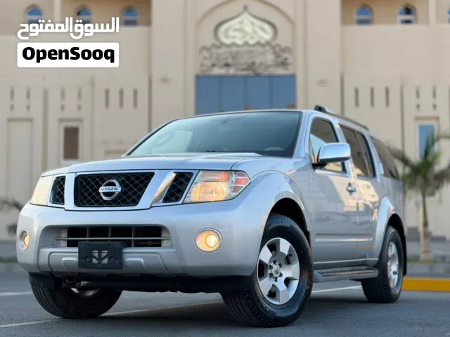 Used Nissan Pathfinder in Al Dakhiliya