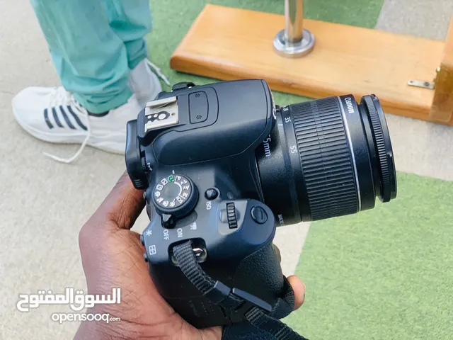 Canon D700