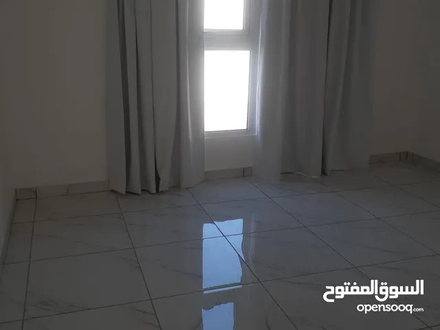 بناية للبيع