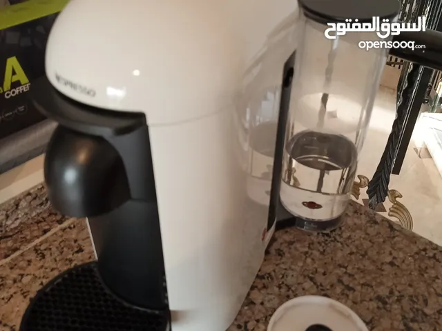 مكينة قهوة النسبرسو العالميه كبسولات كبيره استعمال شخصي نظيفه شغاله ويمكن تجربها قبل الاستلام