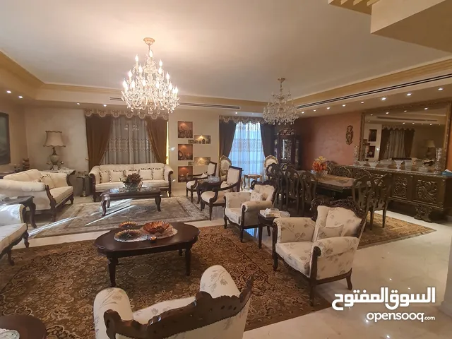 900m2 More than 6 bedrooms Villa for Sale in Amman Abdoun
