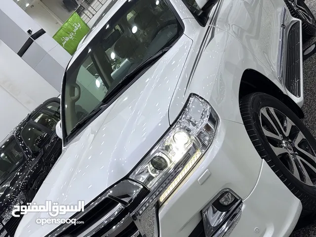 تيوتا لاندكروز 2019 كاز مكينه 8سلندر سياره فئه بريم
