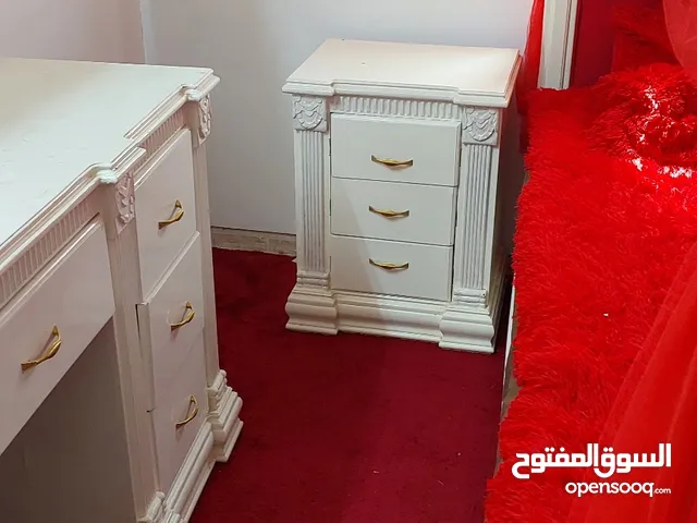 غرفه نوم خشب لاتيه و زان مع فرشه دكتور طبيه المفرق حي حسبان