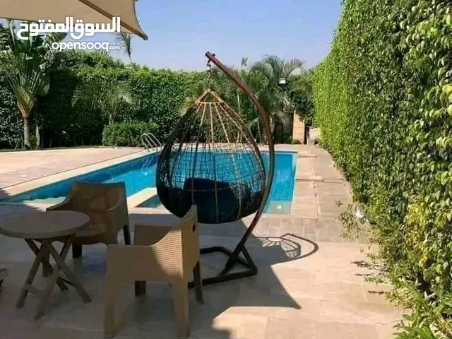 160 m2 3 Bedrooms Villa for Sale in Cairo Fifth Settlement