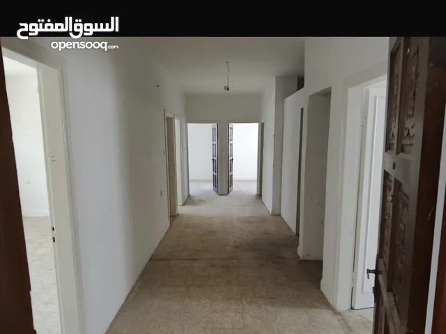 150 m2 More than 6 bedrooms Apartments for Rent in Irbid Aydoun