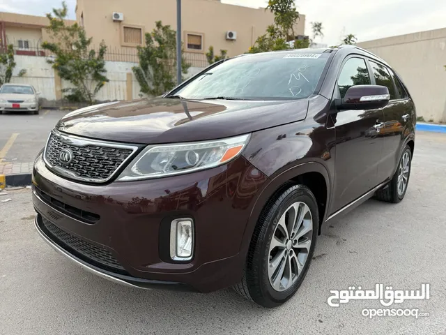 Used Kia Sorento in Tripoli