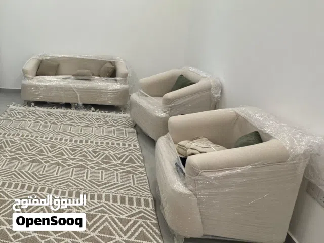 كراسي جديدات اقل عن شهرين