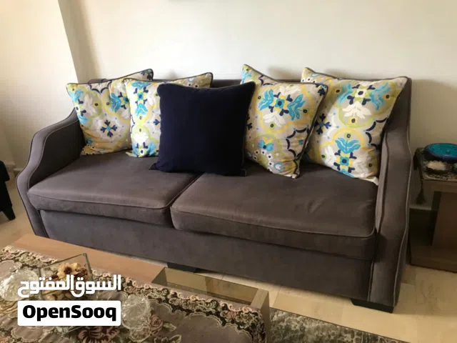 طقم كنب 7 مقاعد بحاله جيده جدا