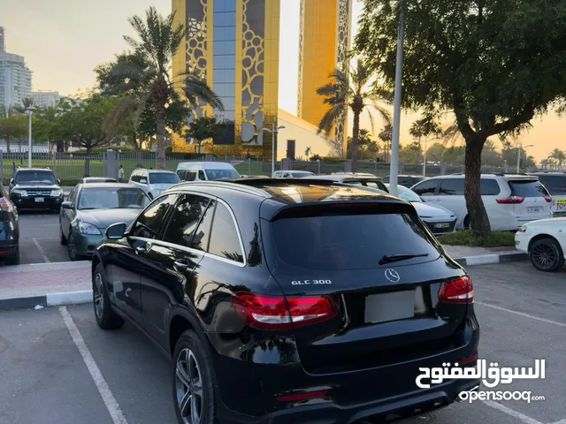 Mercedes Benz GLC300 -2018 Black Full option panoramic Turbo CarPlay & Android Auto