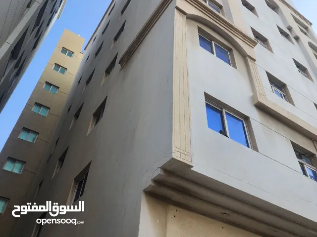 بناية للبيع