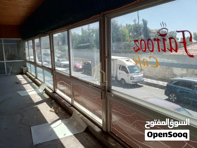 عمارة استثمارية مميزة في أرقى مناطق جبل الحسين بتشطيبات راقية وسعر مغري / ref 9866