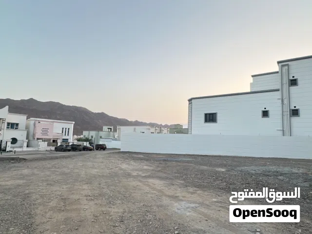 ارض للبيع في السيح الاحمر