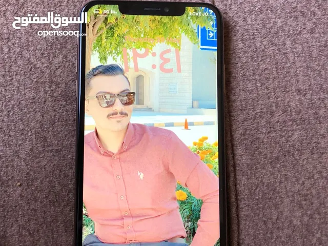 XS MAX 256 جيجا بحالة الوكالة