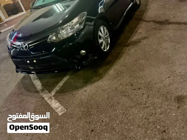 2014 تويوتا يارس SE
