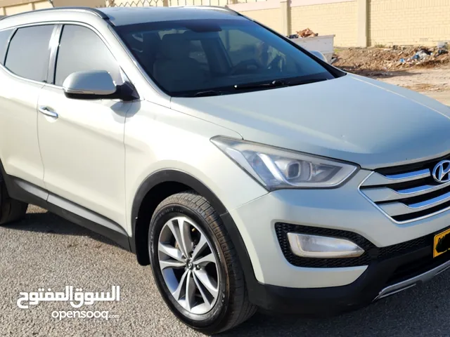 Hyundai Santa Fe 2015 in Muscat