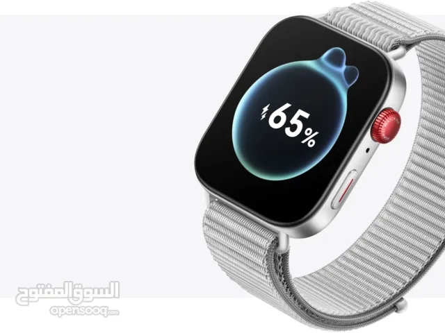 ساعة 3 HUAWEI WATCH FIT تتميز بتصميم عصري مع شاشة AMOLED بحجم 1.82 بوصة ودقة 480 × 408 بكسل. هيكل