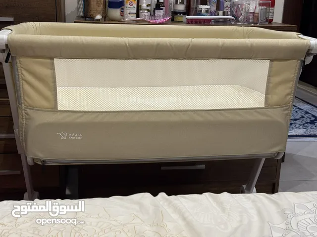 سرير رضاع بيبي لين