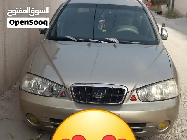 2001 هيونداي افانتي Limited