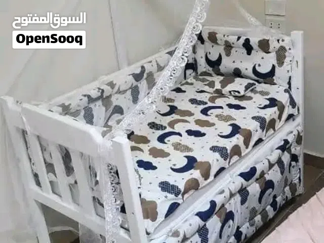 سرير بيبي خشب
