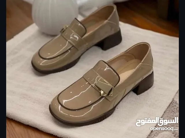 Beige Comfort Shoes in Sana'a