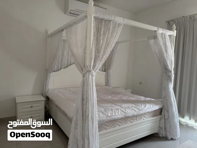 للبيع  غرفة نوم فاخرة