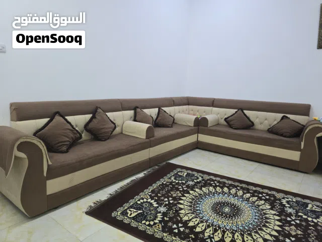 طقم كنب للبيع بحالة جيدة