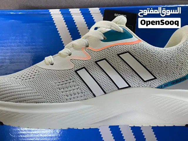 شوز للجنسين اديداس اصلي جديد ،مناسب للمشي