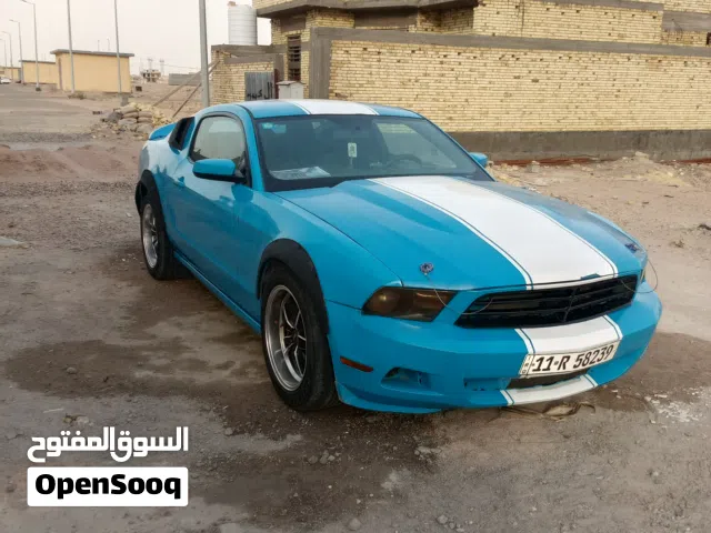 2012 فورد موستانج V6